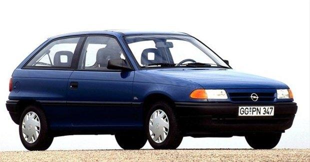 <p>Opel Astra</p>

<p> </p>
