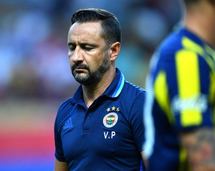 <p><strong>Vitor Pereira </strong>2015-2017</p>
