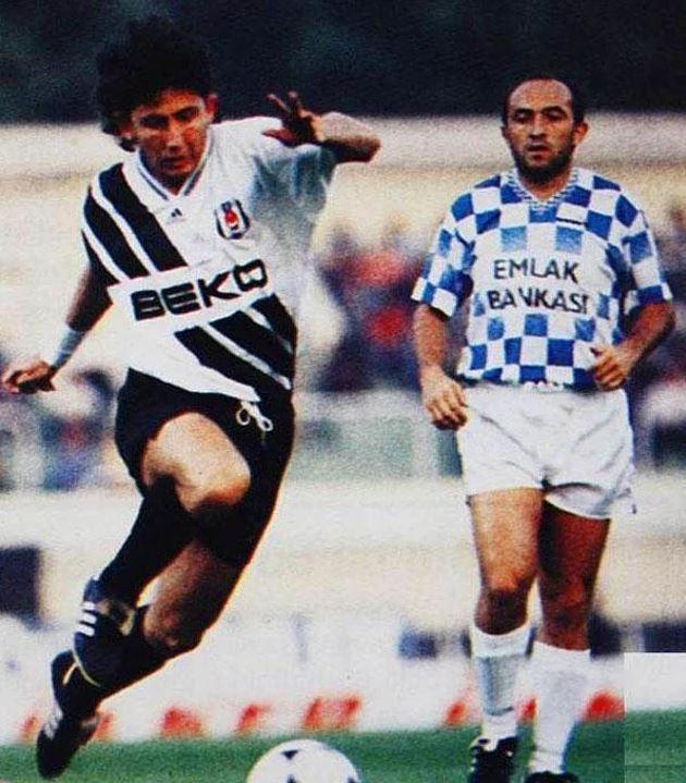 <p>İnönü Stadı Eylül 1993 | Sergen Yalçın & Sinan Engin (Beşiktaş - Sarıyer)</p>
