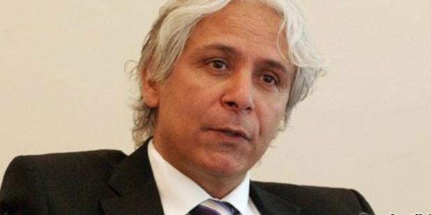 <p>Gazeteci, akademisyen İhsan Dağı da AK Parti iktidarının AVM projesinin altında kaldığını ifade etti.</p>