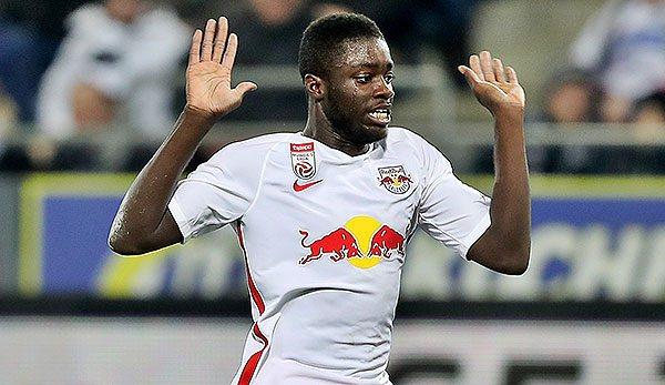 <p>Dayot Upamecano, Red Bull Salzburg'dan RB Leipzig'a<br />
<br />
10,00 mil. €</p>
