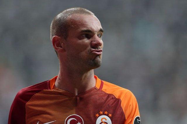 <p>Sneijder - 83</p>
