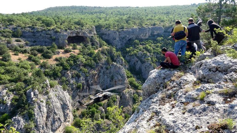 <p>İstanbul Canyoning Team Topluluğu’ndan 15 kişilik grup, dün Safranbolu’daki Konar Köyü Onçatal mevkisinde bulunan Yacı Kanyonu’nda geziye çıktı. </p>
<p> </p>