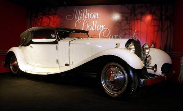 <p>1931 Bugatti Royale Kellner Coupe</p>

<p>Fiyatı - $9,800,000</p>
