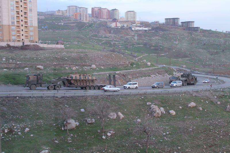 <p>Şırnak kent merkezinde yapılması beklenen kapsamlı operasyonlar öncesi güvenlik önlemleri artırıldı.</p>