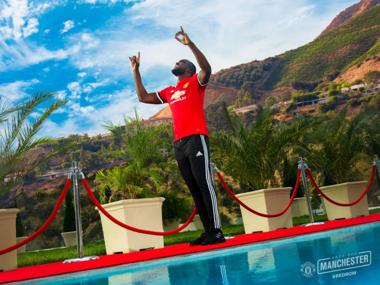 <p><strong>6- Romelu Lukaku</strong><br />
<br />
Everton - Manchester United<br />
<br />
2017<br />
<br />
84.8 m €</p>