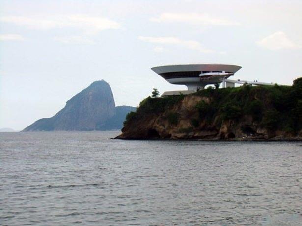 <p>Modern Sanat Müzesi (Niteroi, Rio de Janeiro, Brazilya)</p>
