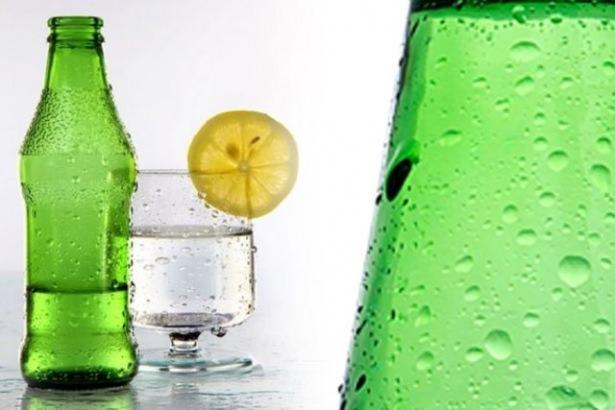 <p>Fırını soda ile temizleyin </p>

<p> </p>
