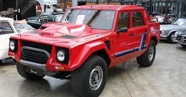 <p>59. Lamborghini LM002 1986-1993</p>
