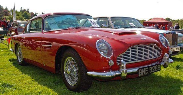 <p>7. Aston Martin DB5 1963-1965</p>
