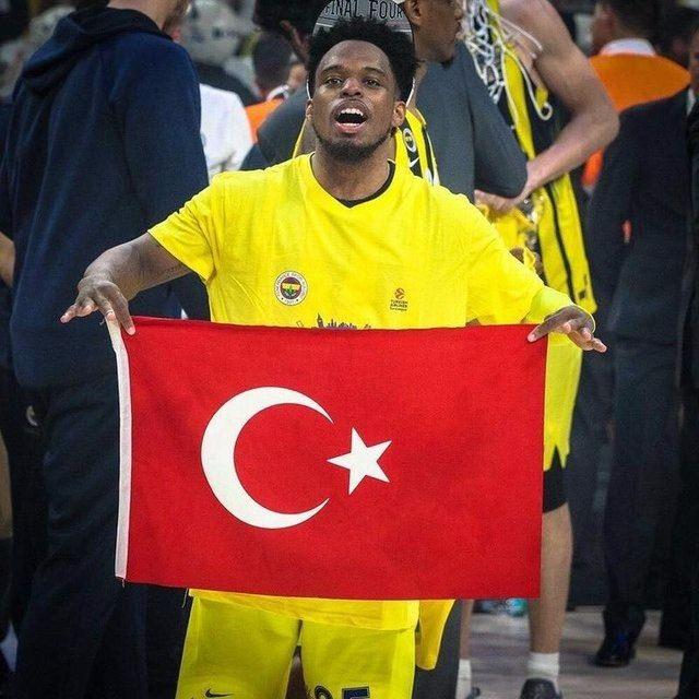 <p>Ali Muhammed (1,2 milyon euro)</p>