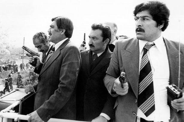 <p>Bülent Ecevit´e Gerede´de suikast girişimi, 1975</p>
<p> </p>
<p><strong>Fotoğraf: Ara Güler</strong></p>
<p> </p>
