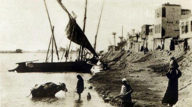 <p>1900 yılından Mısır'daki Nil Nehri fotoğrafı.</p>
