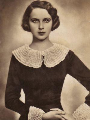<p><strong>1929 yılı Avrupa Güzeli Macar kız.</strong><br />
 </p>
