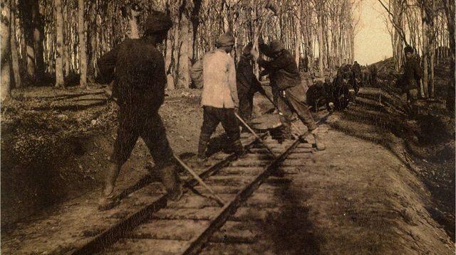 <p>13 Ocakta ihalesi yapılacak olan dekovil hattının ihaleyi müteakip 22 ayda hizmete alınacağı belirtildi.</p>