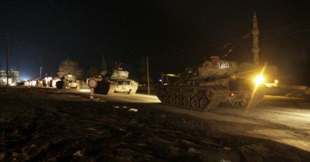 <p>Suriye'nin Halep kenti sınırları i&ccedil;erisindeki Karakozak k&ouml;y&uuml;nde bulunan S&uuml;leyman Şah T&uuml;rbesi'ndeki askerlerin tahliyesi i&ccedil;in askeri operasyon d&uuml;zenlendi. Askerler, M&uuml;rşitpınar Sınır Kapısından ge&ccedil;erek Suriye'ye girdi.</p>
