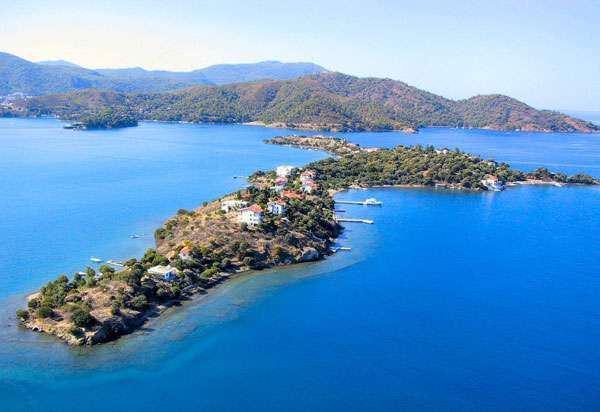 <p>77 liralık Bodrum bileti ise 300 liraya kadar çıkıyor.</p>