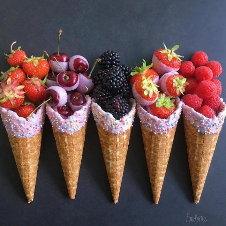 <p>Foodbites adlı bir Instagram hesabı taze meyveleri kullanarak adeta bir sanat yapıyor. </p>
