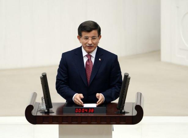 <p>AK Parti Genel Başkanı ve Konya Milletvekili Ahmet Davutoğlu'nun başkanlığında kurulan 64. Hükümet TBMM'den güvenoyu aldı.</p>
