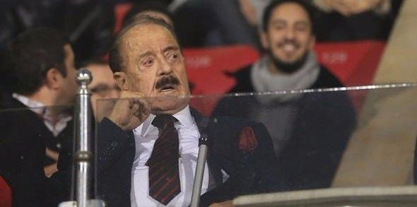 <p>1981 yılında anlaşmazlıkların çözülmesiyle takıma başkan olduğunda Gençlerbirliği 3. Lig'e düşmek üzereydi. 2. ve 3. liglerin birleştirilmesini futbol yöneticilerine kabul ettiren Cavcav, böylelikle Gençlerbirliği'nin tekrar 2. Lig'e dönmesini sağladı.</p>
