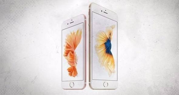 <p>Artık Siri’den bir şey istediğinizde söylemek yerine yazabilirsiniz. Bunun için ayarlardan Siri’ye gidin ve ‘Siri’ye yaz’ ayarını etkinleştirin.</p>
<p> </p>