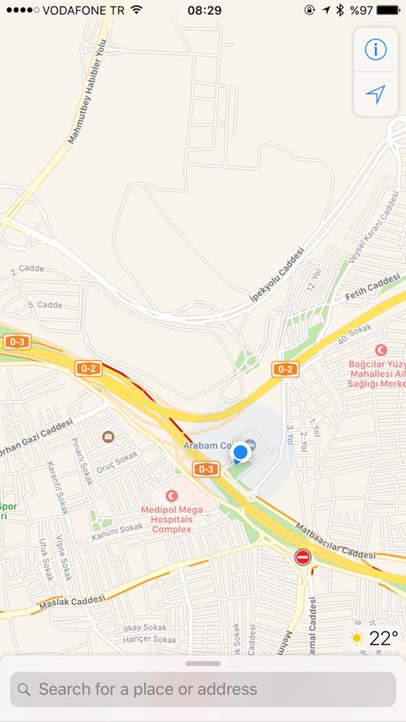 <p>Apple Maps uygulamasını açın; hemen haritanın sağ alt kısmındaki hava durumu ibaresinin üzerine sert basın.</p>
