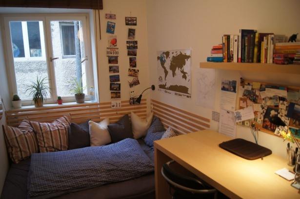 <p><strong>FlatMate</strong><br />
<br />
Aynı evi paylaşan insanlar arasında kiralar ve giderlerin ödenmesi konusunda çıkan sorunların genellikle ardı arkası kesilmez. Flatmate, işte bu sorunu çözmek üzere tasarlanmış bir uygulama. Ev için bir ödeme yaptığınızda gider miktarını ekrana giriyorsunuz ve kişi başı ödenmesi gereken ücret uygulama tarafından hesaplanıp görüntüleniyor. Ev arkadaşlarınız da ödemeleri gereken para miktarını direkt olarak inceleyebiliyorlar. Uygulamanın arkasında oldukça basit görünen bu fikir var ve son derece de işe yarıyor.</p>
