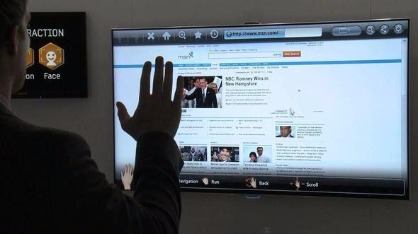 <p><strong>Panel Teknolojileri </strong><br />
<br />
Öte yandan OLED'lerin dezavantajları da yok değil. Öncelikle OLED TV'ler LED LCD TV'lerin ulaştığı parlaklığa ulaşamıyor. Bu da ilerleyen sayfalarda değineceğimiz HDR içerikler için sıkıntı yaratıyor.</p>
