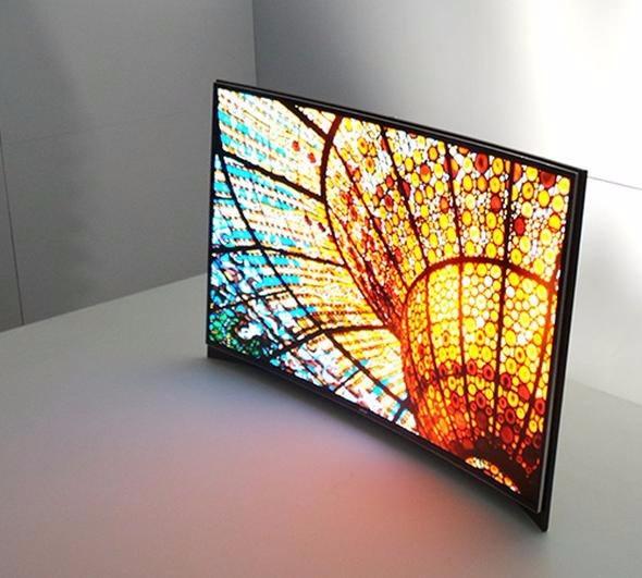 <p><strong>Akıllı TV </strong><br />
<br />
Televizyonların kendilerine ait Akıllı TV platformları da sahip oldukları uygulamalarla size farklı imkanlar sunabilir. Ancak çok sayıda TV uygulamasının arasından gerçekten faydalı olanların sayısının çok fazla olmadığını da belirtelim. TV kanallarının ya da Netflix gibi servislerin uygulamaları en işe yarar uygulamalar arasında yer alıyor.</p>
