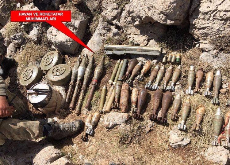 <p>Bugüne kadar en kapsamlı silah ve malzemenin ele geçirildiği, bölücü terör örgütüne en büyük darbenin vurulduğu operasyon, zor arazi ve hava şartlarına rağmen 21 gündür aralıksız sürüyor. </p>