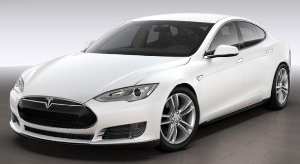 <p>Türkiye pazarına açılacak olan Tesla’nın ilk hedefi elektrikli şarj istasyonları olacak. İstanbul başta olmak üzere yavaş yavaş yaygınlaşması beklenen elektrikli şarj istasyonları Tesla otomobilleri hızlı bir şekilde şarj edecek.</p>