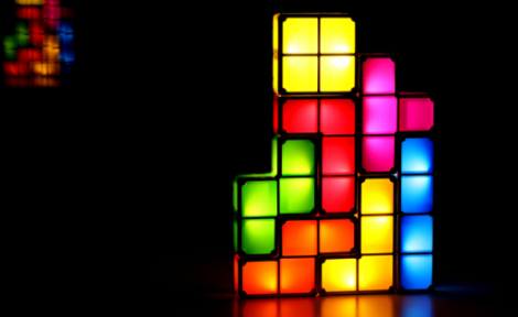 <p>Oyunun etkisinin güçlü olduğu ve bazı kişilerde, 'Tetris etkisi' olarak bilinen rüyalarda bloklar görme şeklinde kendini gösterdiği biliniyor. </p>
