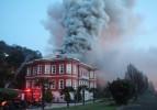 200 yıllık tarihi yalıda yangın &ccedil;ıktı!
