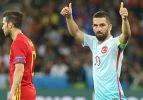Futbol camiasından Arda Turan'a büyük destek