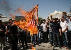 Amerika ve İsrail bayrağı yakıldı