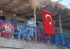 Muş'ta teröre bayraklı tepki