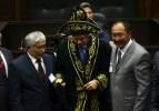 Başbakan 'Kazak Kaftanı' Giydi