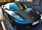 Komple deri kaplı Ferrari