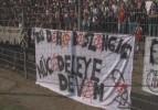 Beşiktaş ma&ccedil;ına damga vuran pankart