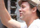 Brad Pitt'in kolunda Mevlana'nın s&ouml;z&uuml;