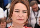 Demet Akbağ Hande Erçel'in ödülünü eleştirdi!