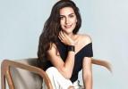 Hayranlarından Bergüzar Korel'e yılbaşı sürprizi!