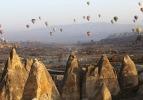 Kapadokya'yı 329 bin turist kuş bakışı izledi