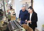  Okul binasını tekstil atölyesine çevirdi 