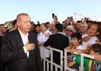 Cumhurbaşkanı Erdoğan, bayram namazını İstanbul'da kıldı