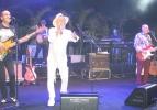 MFÖ konserine ünlüler akın etti!