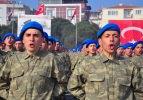 4 bin er 31 bin kişinin önünde yemin etti!