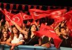 Milyonlar meydanlara indi! Türkiye tek yürek