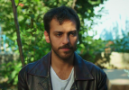 Çukur'un Vartolu'su Erkan Koçak Köstendil rap söyledi! Peki Erkan Kolçak Köstendil kimdir?