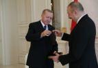 Cumhurbaşkanı Erdoğan, İlham Aliyev’e tespih hediye etti